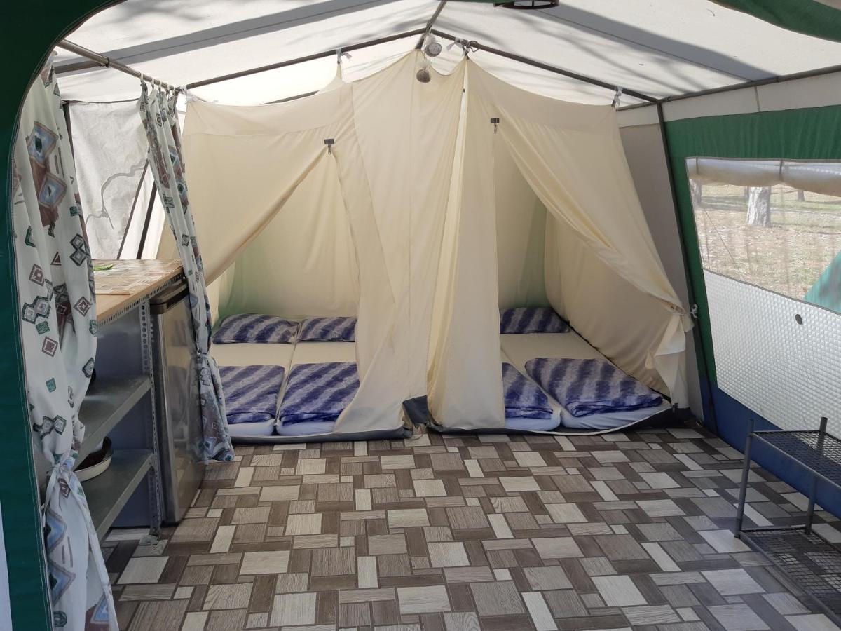 Camping Planik Hotel Razanac Luaran gambar