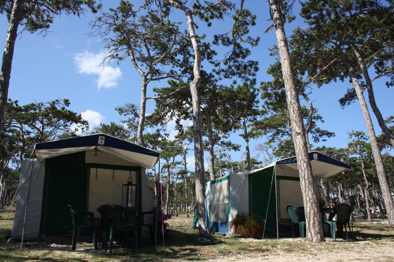 Camping Planik Hotel Razanac Luaran gambar